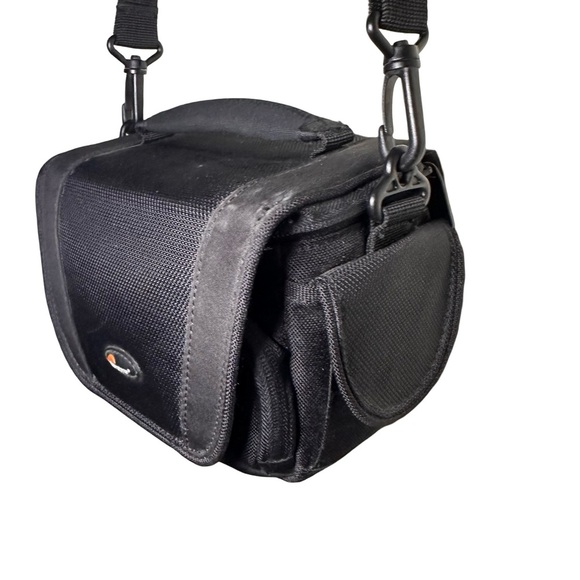 Lowepro Edit 110 Camera Case - Picture 5 of 10